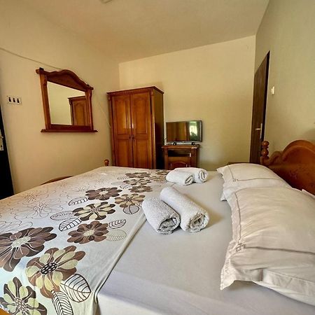 Hotel Casa Family à Ulcinj Extérieur photo