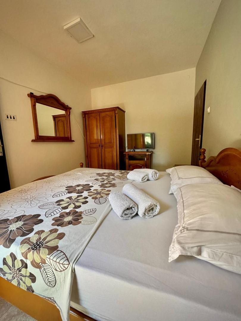 Hotel Casa Family à Ulcinj Extérieur photo