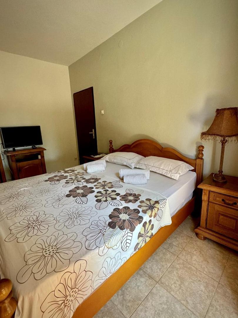 Hotel Casa Family à Ulcinj Extérieur photo
