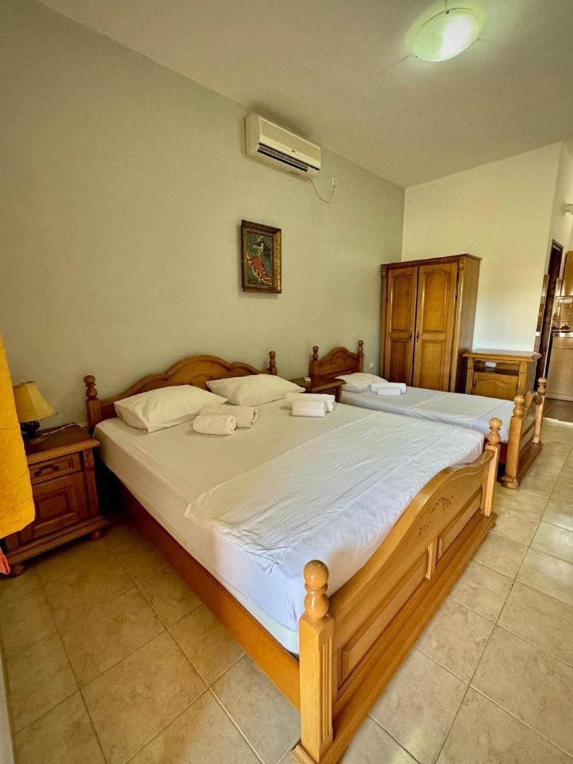 Hotel Casa Family à Ulcinj Extérieur photo